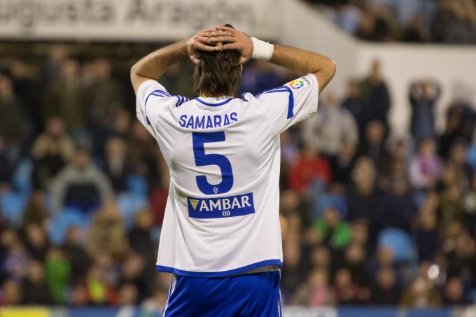 Samaras en un partido del Real Zaragoza (Foto: Daniel Marzo).