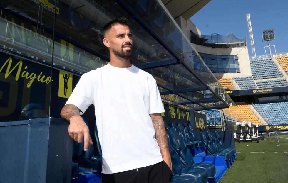 Suso Fernández posa para ElDesmarque (Foto: Kiko Hurtado).