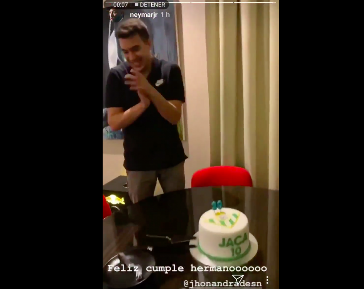 Vídeo de Neymar con una Tarta de Cumpleaños del Betis | Redes Sociales