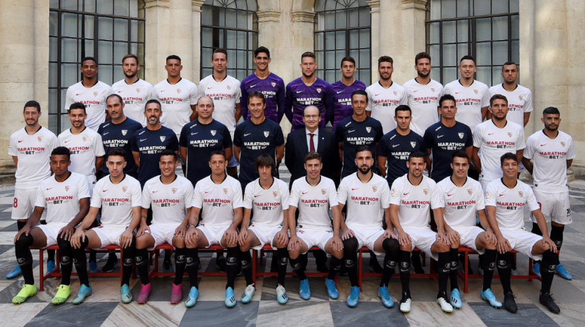 Sevilla FC Foto Oficial de la Temporada 2019 2020 Archivo de Indias