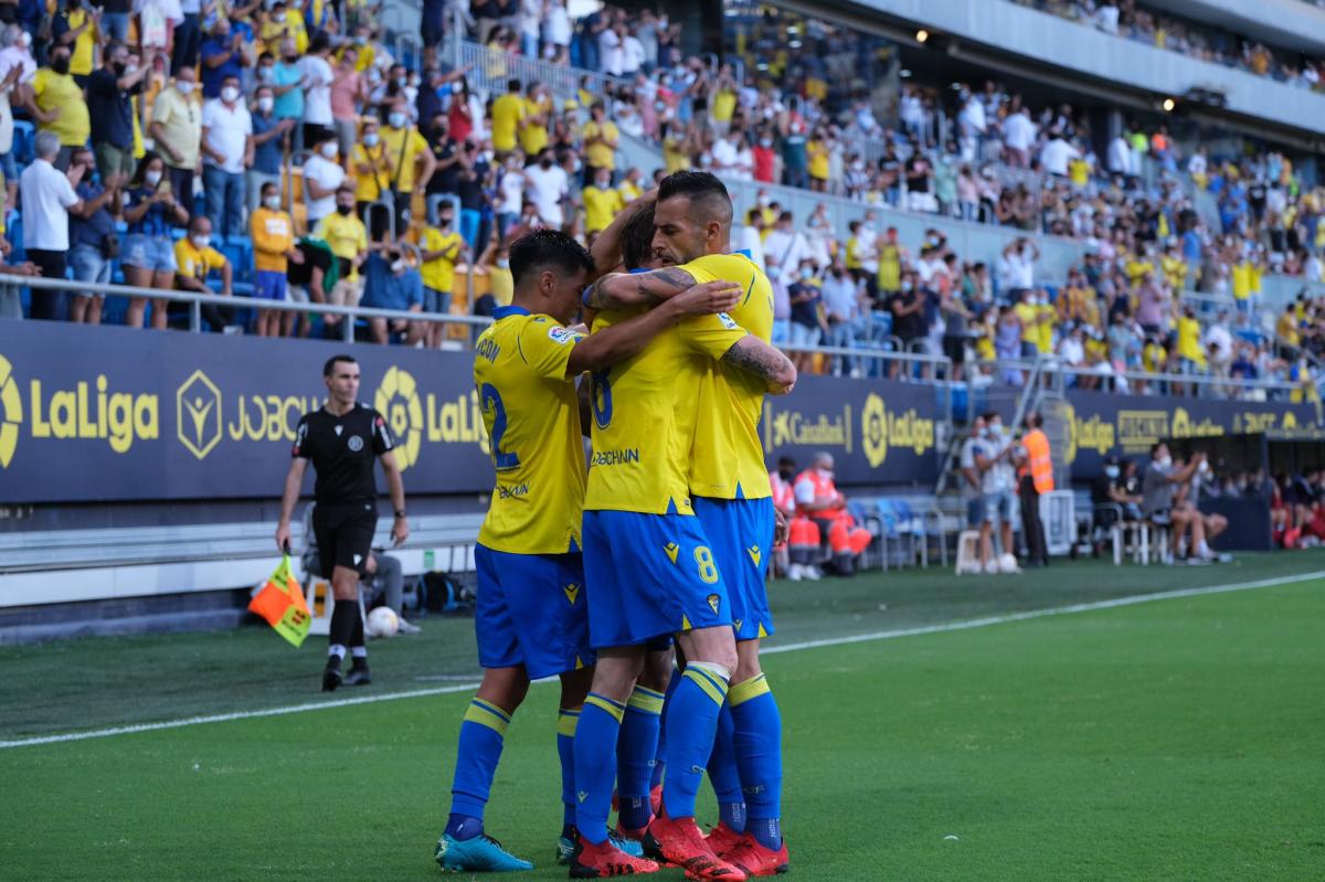 Dónde Ver en TV el Elche Cádiz, Horario Fútbol, Hoy