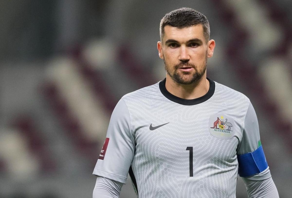 Real Sociedad Mat Ryan, victoria con Australia... y asistencia de gol