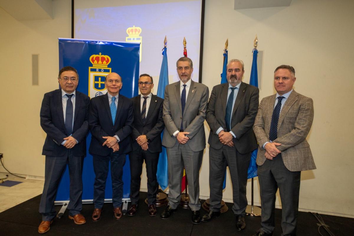 Caras nuevas en el Real Oviedo el club presenta a su actual Consejo de