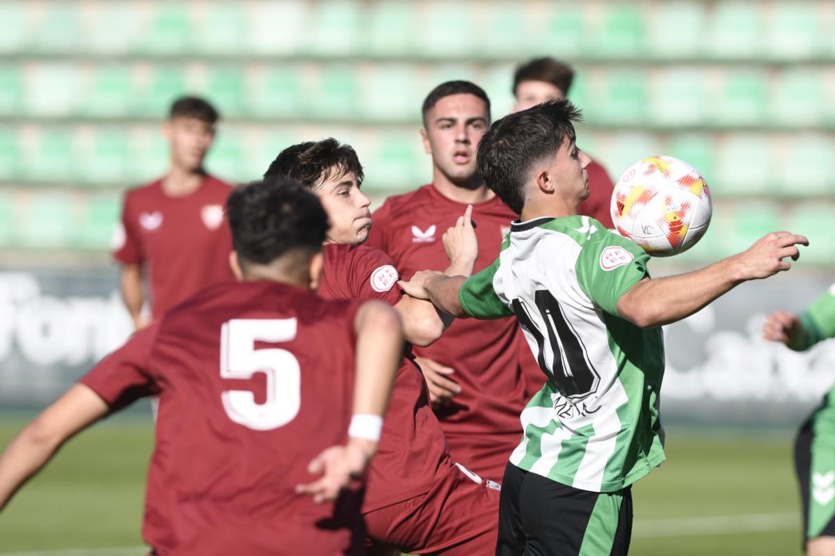 Pasión E Igualdad En El Derbi Juvenil Las Mejores Imágenes Del Partido 