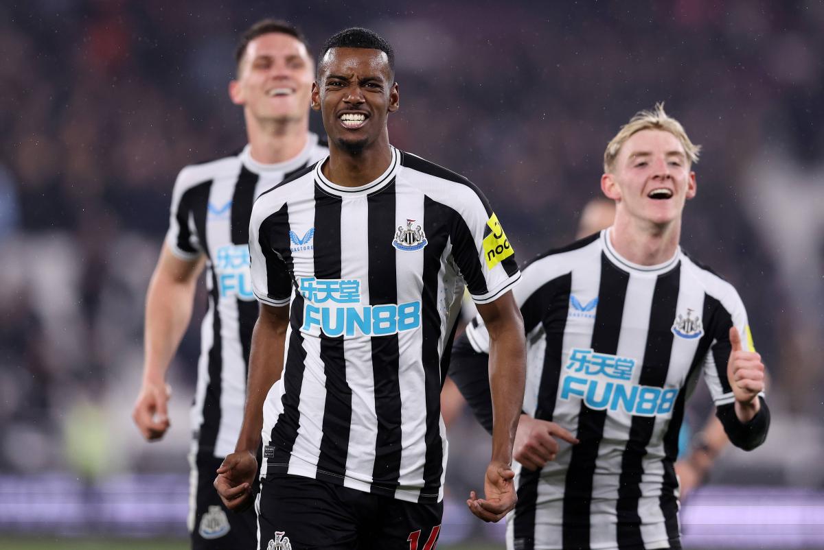Isak y el Newcastle esperan a la Real en la próxima Champions