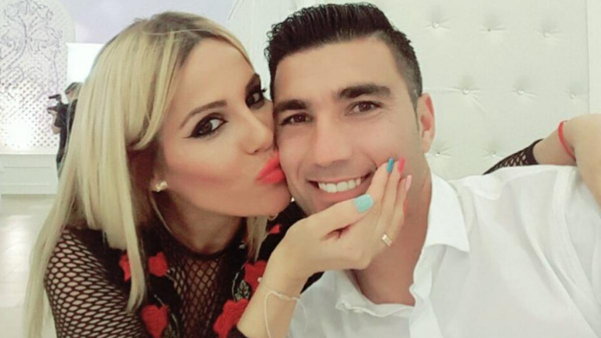 Emocionado último adiós a José Antonio Reyes en Utrera, su localidad natal