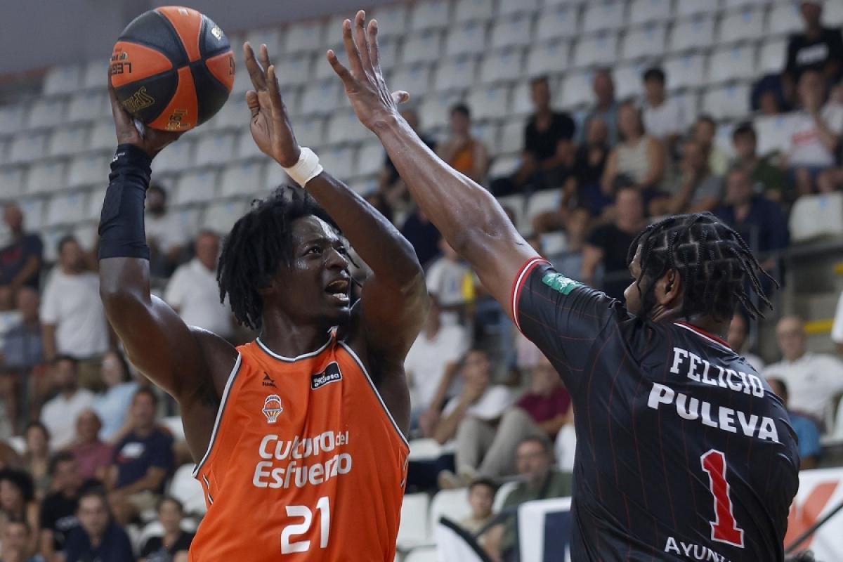 Valencia Basket busca el billete para la Copa del Rey ante Covirán Granada