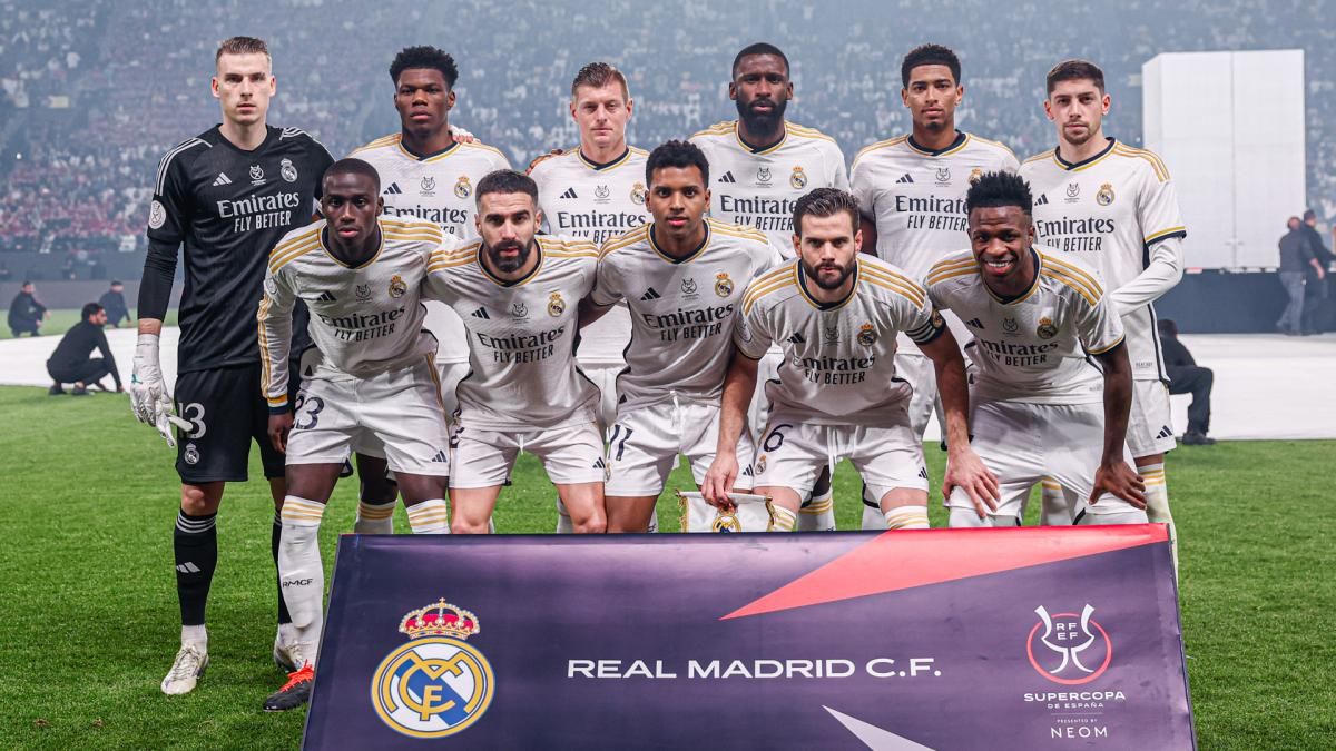 Notas y puntos del Real Madrid en el Clásico con un Vinicius histórico