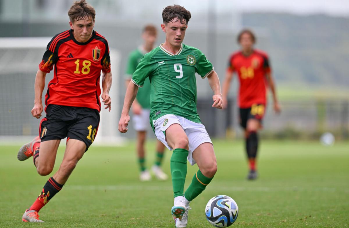 Aarón Ochoa, el '9' de Irlanda: el malagueño sueña con la Eurocopa sub 17