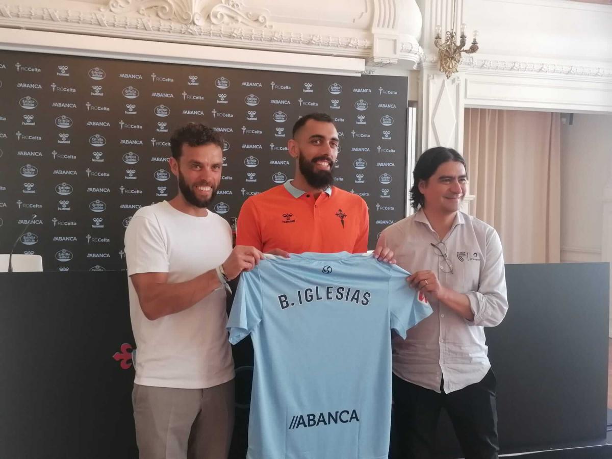 Borja Iglesias: "Jugar Con Iago Aspas En El Celta Es Un Lujo"